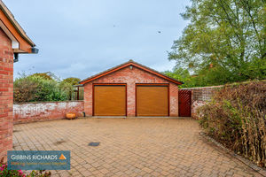 Double Garage- click for photo gallery